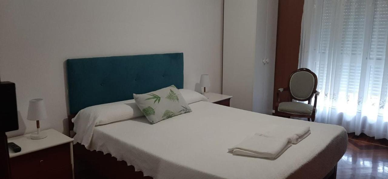 Alojamiento Casa Leon Santoña Exteriör bild