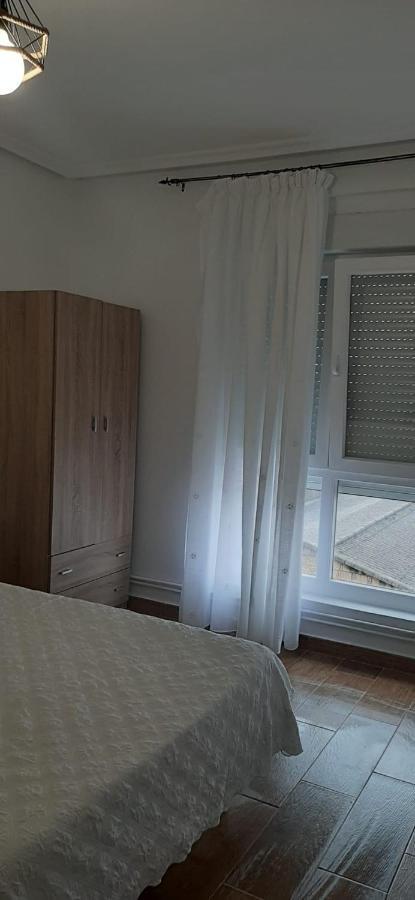 Alojamiento Casa Leon Santoña Exteriör bild