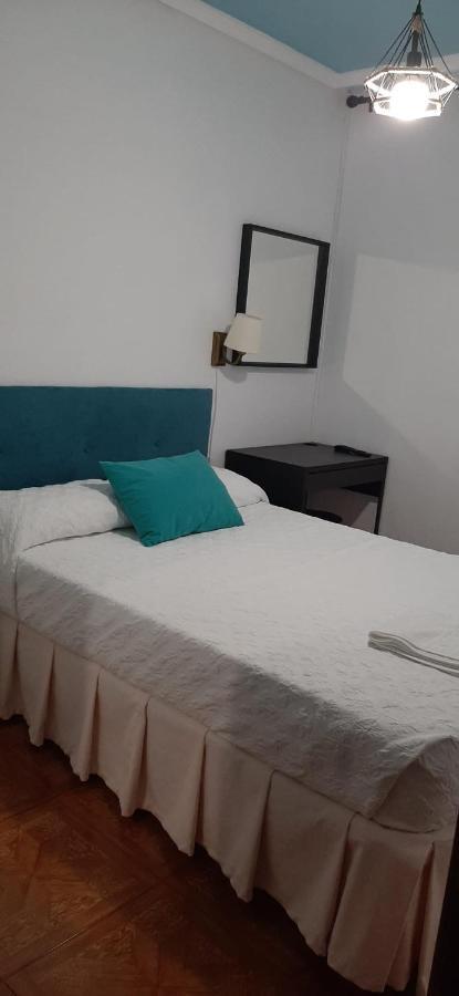 Alojamiento Casa Leon Santoña Exteriör bild