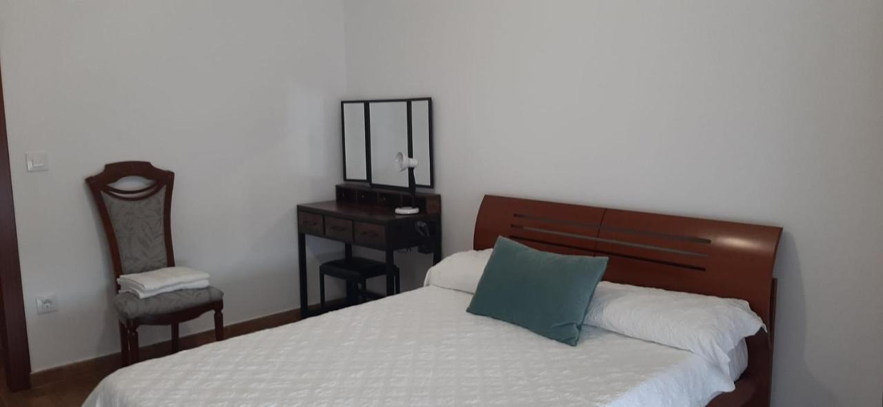Alojamiento Casa Leon Santoña Exteriör bild