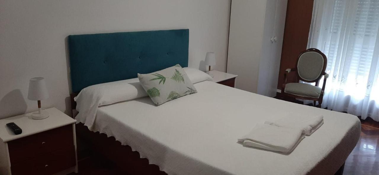 Alojamiento Casa Leon Santoña Exteriör bild