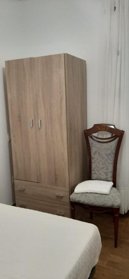 Alojamiento Casa Leon Santoña Exteriör bild